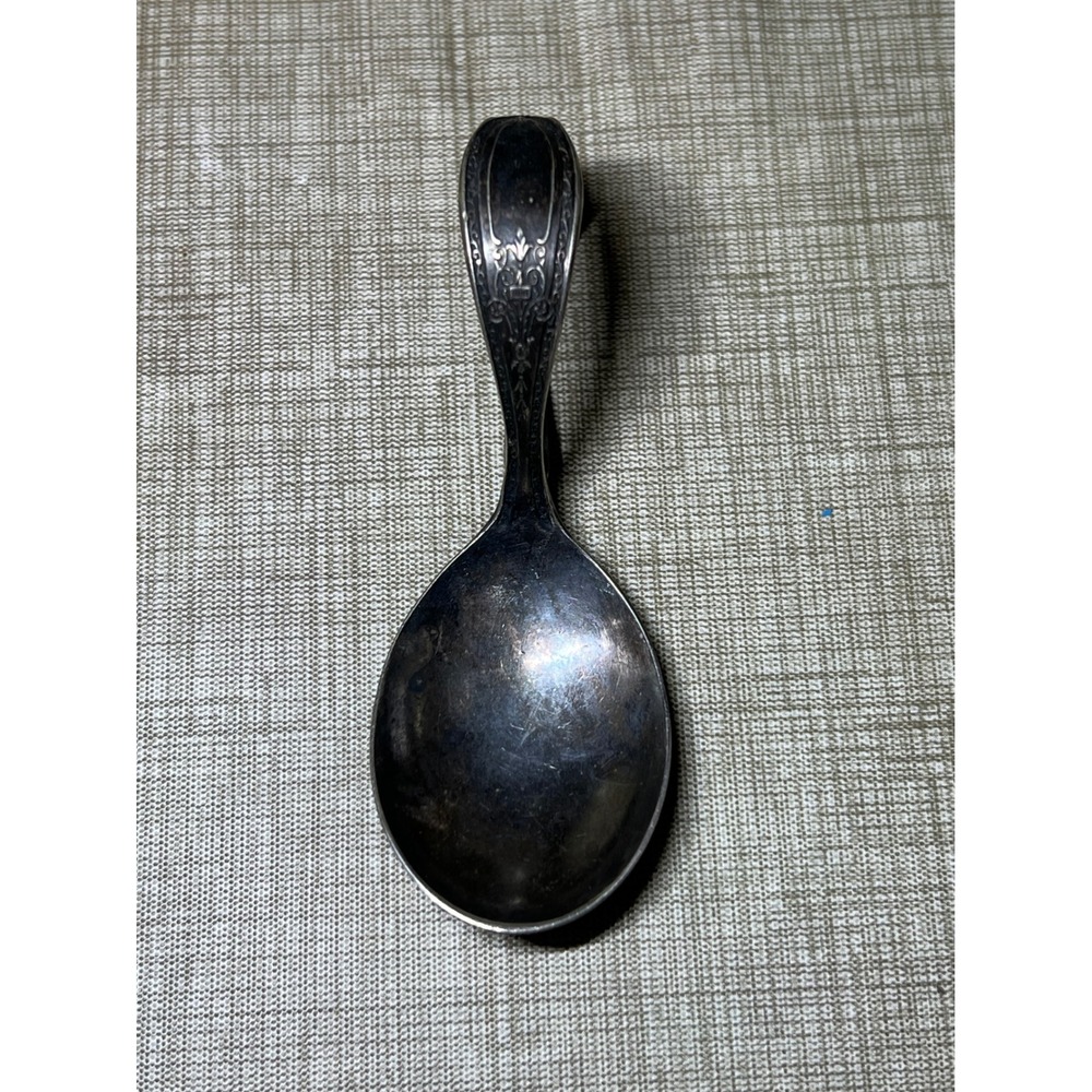 Vintage Wm Rogers & Son Silver Plate‎ Loop Handle Baby Spoon Floral Pattern AA